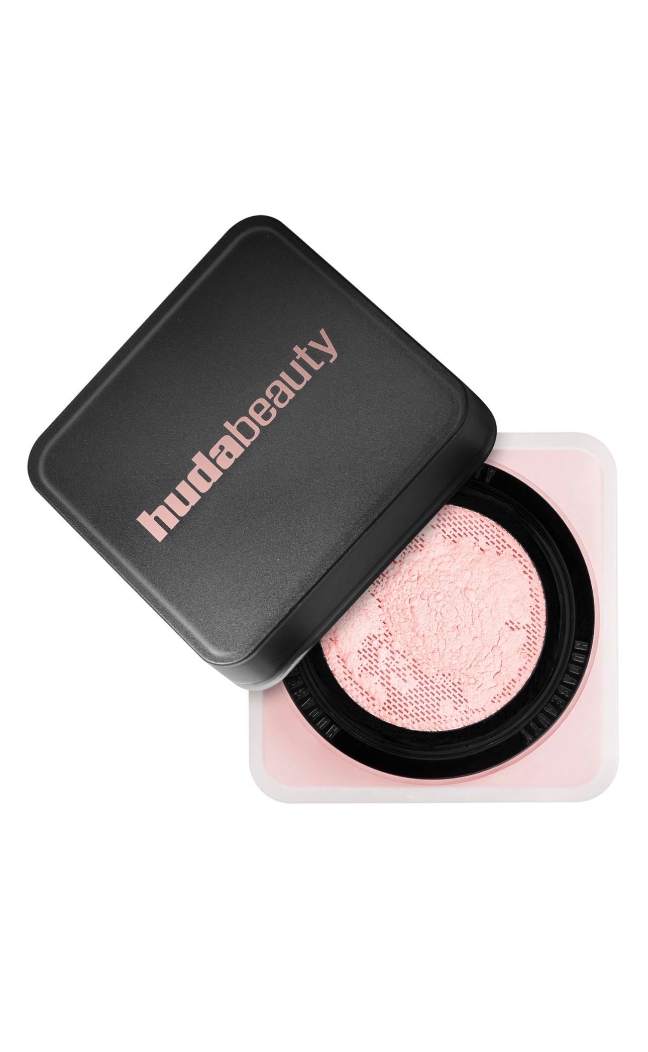 Poudre Huda beauty cherry blossom cake